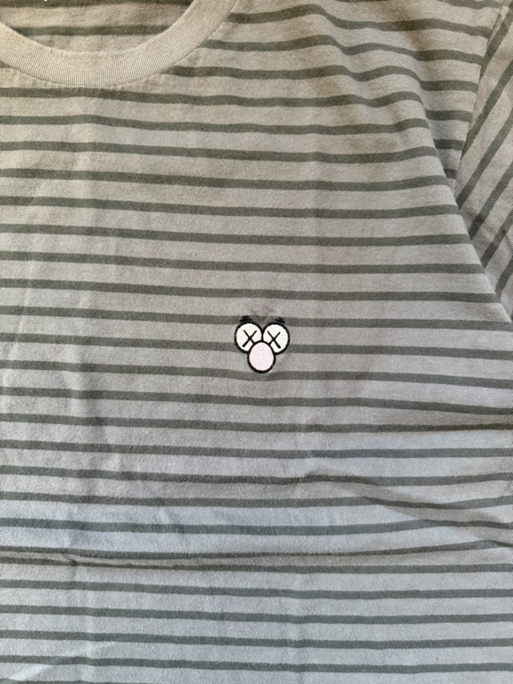 KAWS x Uniqlo BFF Striped Tee Dark Grey Unisex Sz. XL - Picture 3 of 7